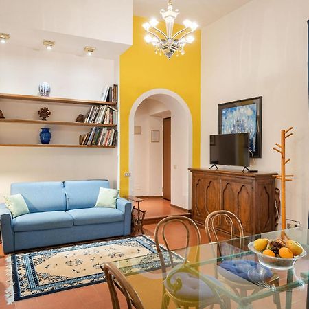 Signoria Apartment With Patio Florence Luaran gambar