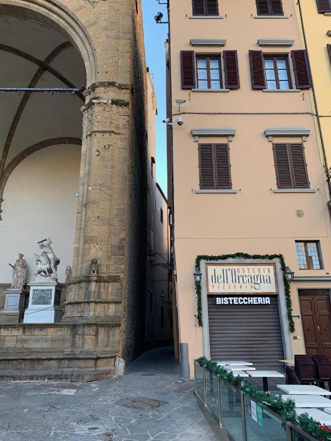 Signoria Apartment With Patio Florence Luaran gambar