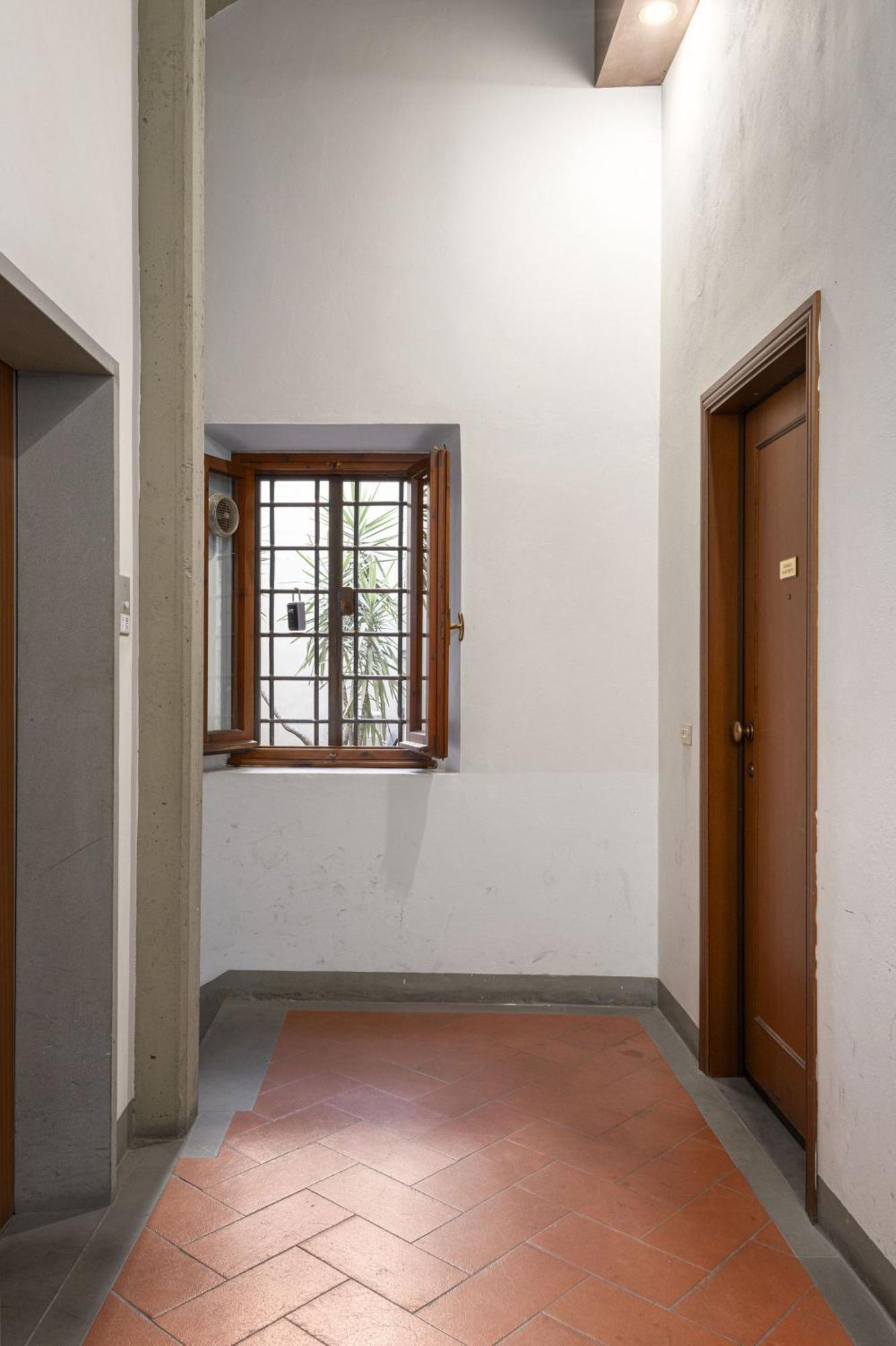Signoria Apartment With Patio Florence Luaran gambar